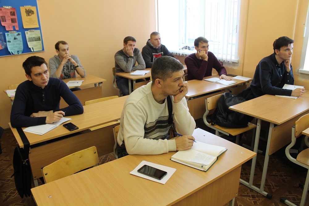 Операторы станков с программным управлением открыли новый учебный 2019 год - изображение 5