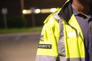 Охранник (4 разряд)