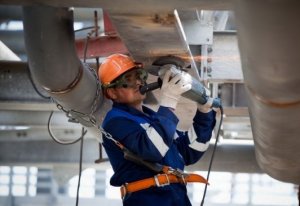 Монтажник технологического оборудования и связанных с ним конструкций