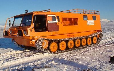 Водитель вездехода