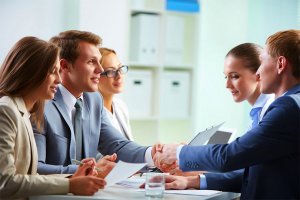 Деловые коммуникации и проведение совещаний